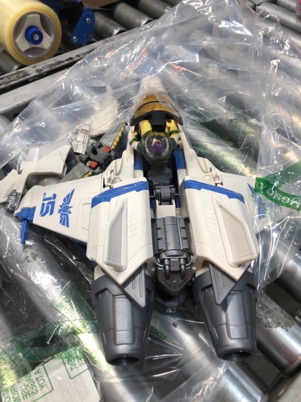 Photo 2 of Disney Pixar Lightyear Hyperspeed Series XL-15 Spaceship & Buzz Lightyear Figure, 6 Inch Long Vehicle & 1.25 Inch Figure, Toy 4 Years & Up
