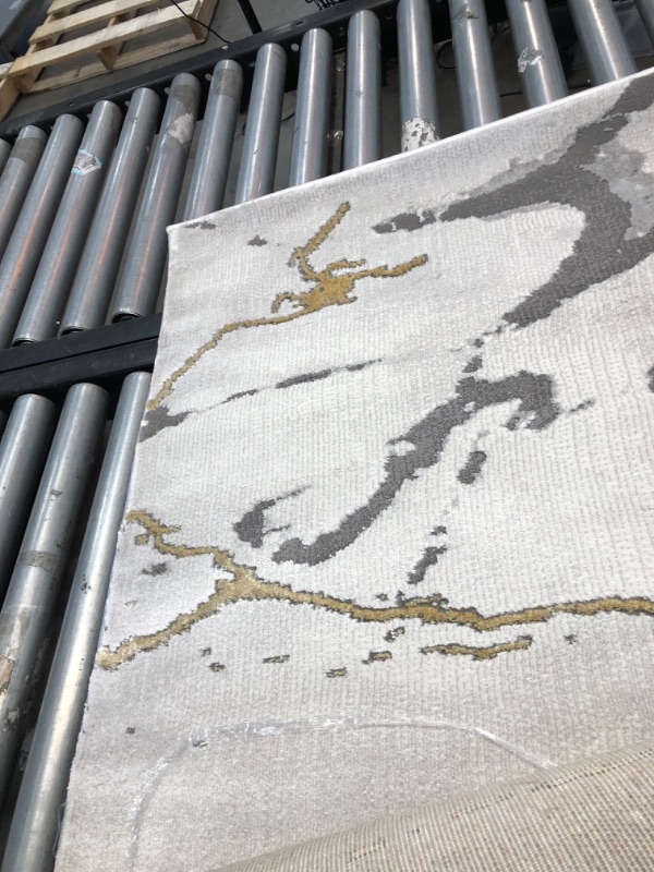 Photo 4 of **used, needs cleaning**
SAFAVIEH Craft Collection 8' x 10' Grey / Gold CFT877F Modern Abstract Non-Shedding Living Room Bedroom Dining Home Office Area Rug 8' x 10' Grey/Gold