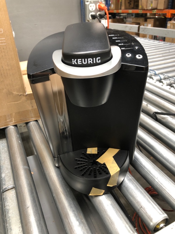 Photo 2 of *NONFUNCTIONAL* Keurig K55 K Classic Coffee Programmable