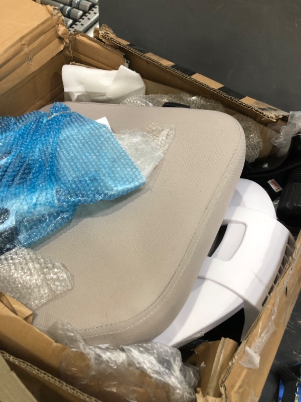 Photo 1 of OFFICE CHAIR 