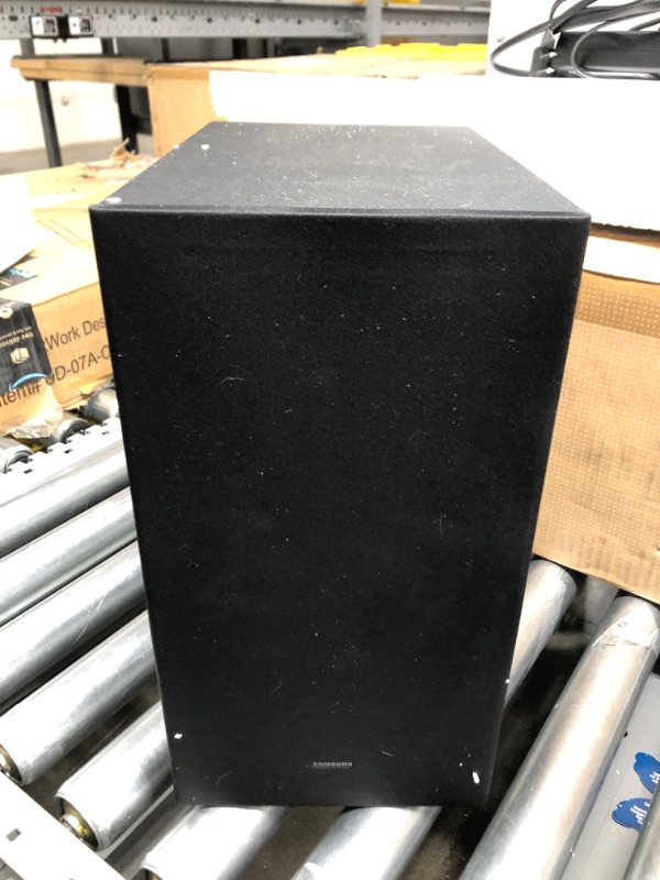 Photo 2 of **Parts Only**Non Functional**Samsung HW-Q60B 3.1 Bluetooth Sound Bar Speaker - 340 W RMS - Wall Mountable - Dolby Audio, DTS Virtual:X, 3D Sound, Dolby Atmos, DTS 5.1, Dolby TrueH
