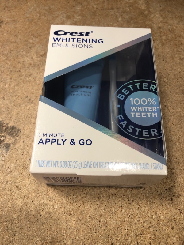 Photo 2 of *10/2023* Crest Whitening Emulsions Leave-on Teeth Whitening Gel Pen Kit, 0.88 Oz (25 G)