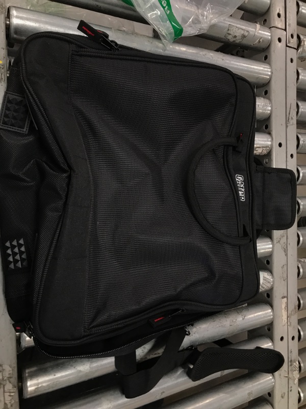 Photo 2 of Gator Cases Padded Nylon Dual Carry Tote Bag for Transporting (2) LCD Screens, Monitors and TVs Between 19" - 24"; (G-LCD-TOTE-SMX2)
