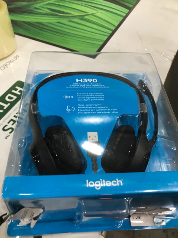 Photo 2 of Logitech H390 Wired Headset, Stereo Headphones with Noise-Cancelling Microphone, USB, In-Line Controls, PC/Mac/Laptop - Black
