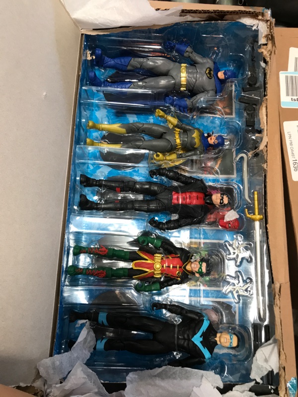 Photo 2 of DC Multiverse Multipack - BAT Family 5 Pack