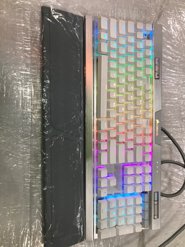 Photo 2 of Corsair  RGB MK.2 SE Mechanical RAPIDFIRE Gaming Keyboard - USB Passthrough & Media Controls - PBT Double-Shot Keycaps - Cherry MX Speed - RGB LED Backlit - White
