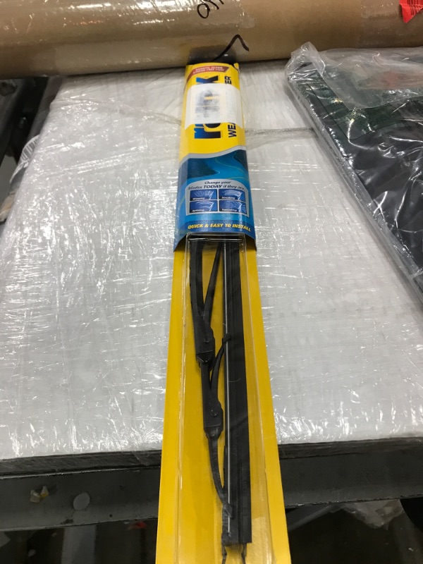 Photo 1 of 18 in. Weatherbeater Wiper Blade