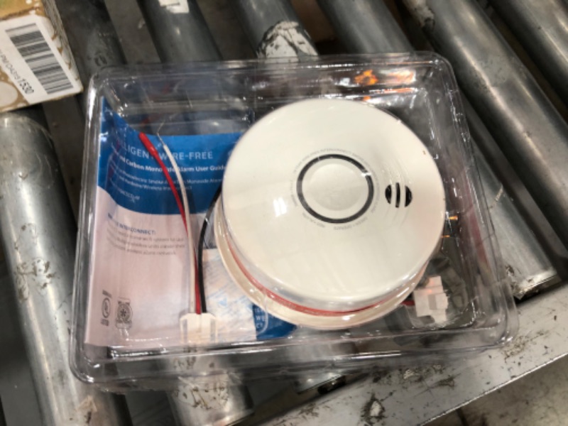 Photo 2 of Kidde 10 Year Worry-Free Hardwired Combination Smoke and Carbon Monoxide Detector with Wire-Free Voice Interconnect