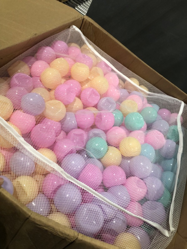 Photo 2 of DAMAGED ITEM
Amazon Basics BPA Free Crush-Proof Plastic Ball Pit Balls with Storage Bag, Toddlers Kids 12+ Months, 6 Pastel Colors - Pack of 1000
