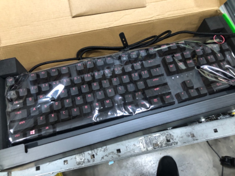 Photo 5 of Razer RZ0303930200 Huntsman V2 Optical Gaming Keyboard (Clicky Purple Switch)
