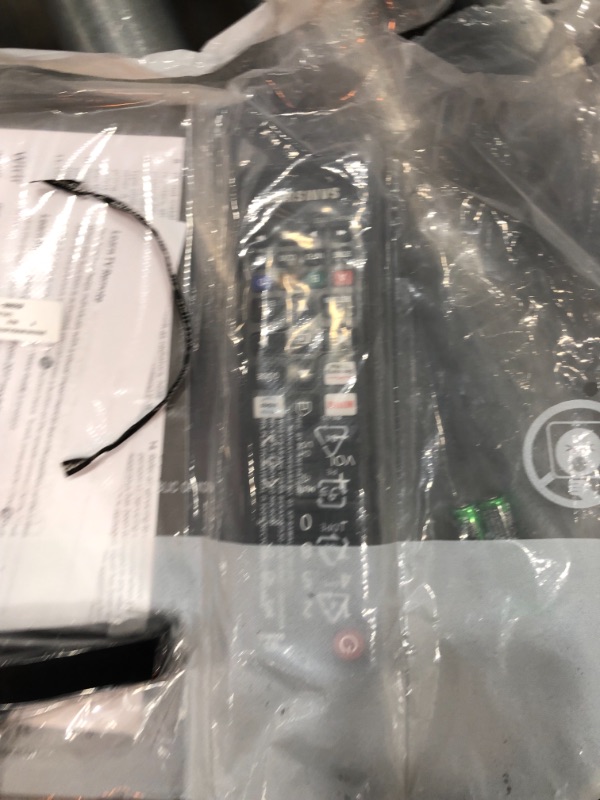 Photo 1 of SAMSUNG 40-inch Class LED Smart FHD TV 1080P (UN40N5200AFXZA, 2019 Model)
