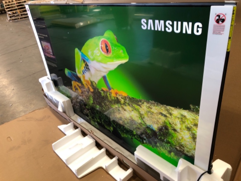 Photo 5 of SAMSUNG QN85Q60BAFXZA 85" QLED Quantum HDR 4K Smart TV with a Additional 1 Year Coverage by Epic Protect (2022)
