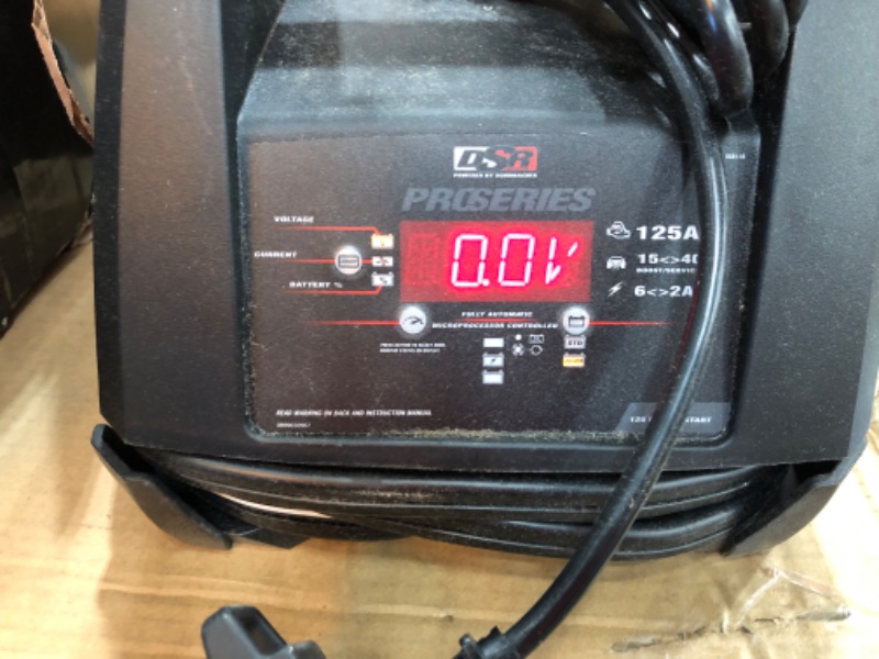 Photo 2 of **** TESTED POWERED ON UNKNOWN FUNCTION****
Schumacher DSR118 DSR ProSeries 125A 6V/12V Battery Charger and Engine Starter
