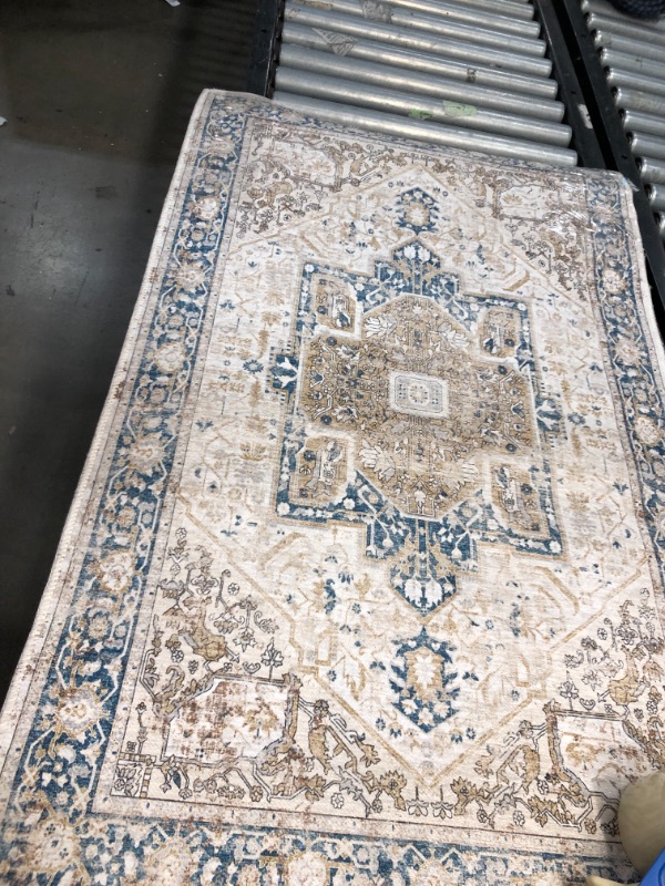 Photo 1 of  Ivory/Blue Indoor Rug 2'4" x 3'8"