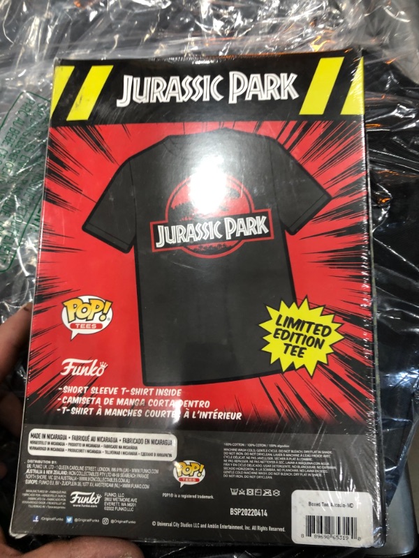 Photo 2 of Funko Pop Tees Boxed Jurassic Park Limited Edition Size Medium T-Shirt SIZE MEDIUM 

