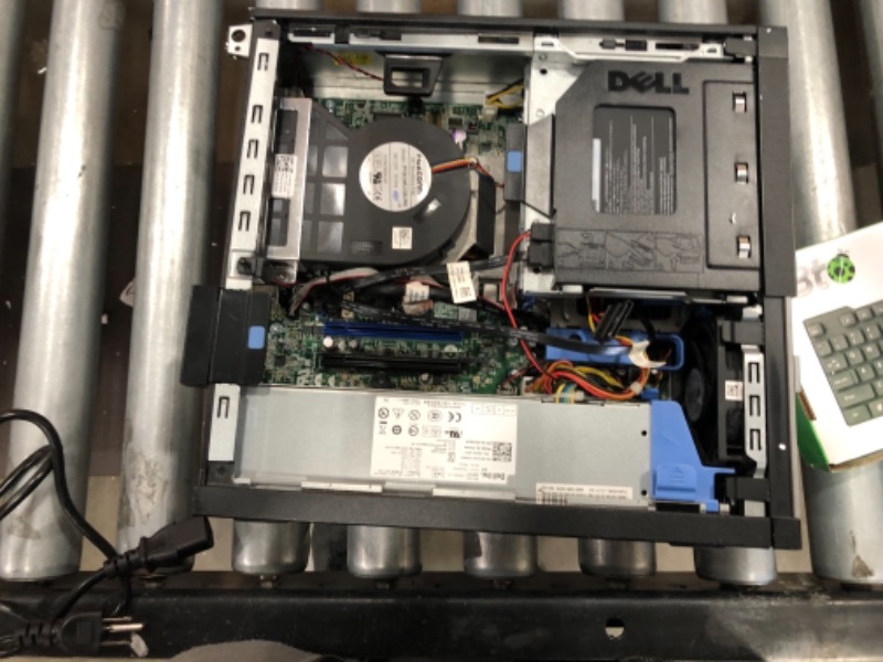 Photo 2 of PARTS ONLY MISSING COMPONENTS DID NOT DISPLAY NEED PROFESSIONAL REPAIR
 Dell Optiplex 7010 Desktop PC I5-3470 Quad Core 3.2Ghz 8Gb 500GB DVDRW Windows 10 64 Bit WiFi