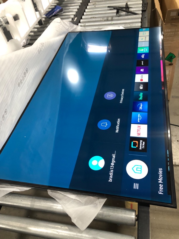Photo 1 of 55" Class 8000 Series LED 4K UHD Smart Tizen TV