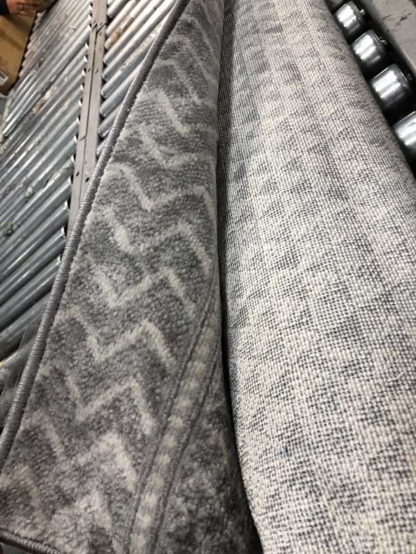 Photo 3 of Abbie & Allie Rugs Monaco MOC-2304 Silver Rug