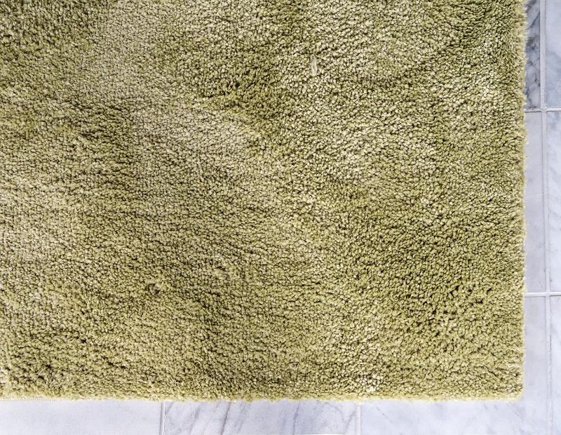 Photo 1 of 
Unique Loom Solo Collection Solid, Modern Area Rug, 8 ft x 10 ft, Light Green
Item 