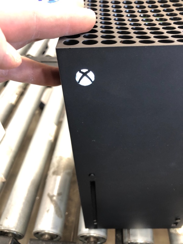 Photo 7 of Microsoft Xbox Series X 1TB Console Black