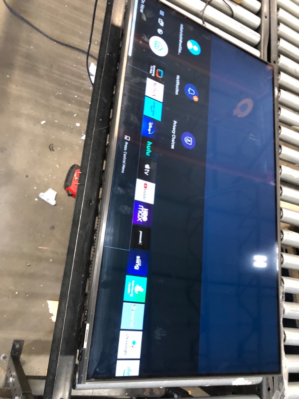 Photo 1 of SAMSUNG 43-Inch Class QLED Q6 Series - 4K UHD Dual LED Quantum HDR Smart TV with Alexa Built-in (QN43Q6D, 2021 Model)
INCLUDES WALL MOUNT 