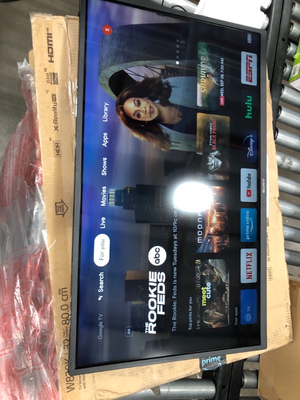 Photo 2 of **MISSING REMOTE** Sony 32 Inch 720p HD LED HDR TV W830K Series with Google TV and Google Assistant-2022 Model
