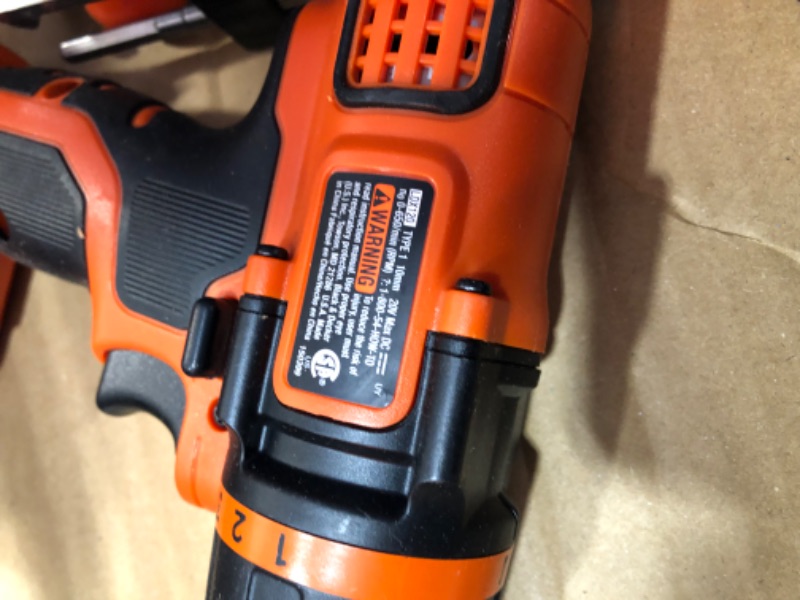 Photo 3 of 20-Volt MAX Lithium-Ion Cordless Drill and Project Kit with Battery 1.5Ah, Charger and Kit Bag