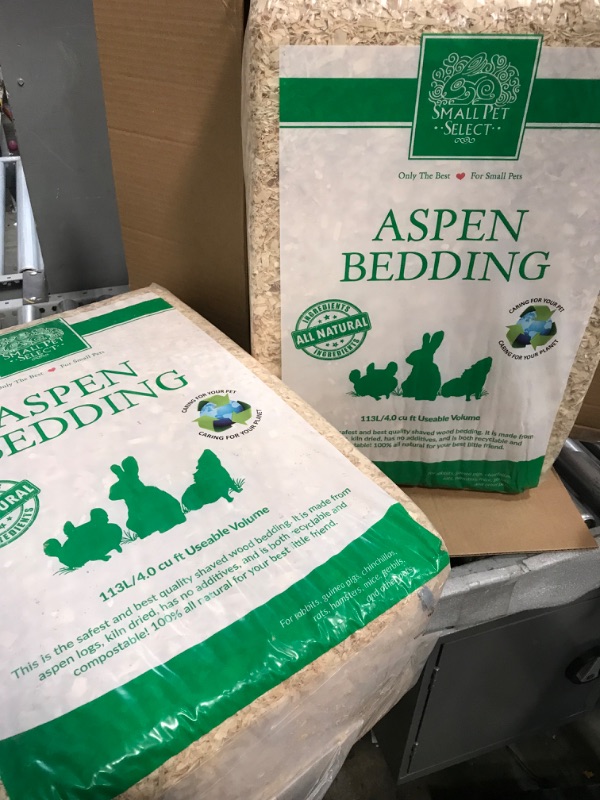 Photo 1 of Aspen Shavings Bedding 
Pack of 2
