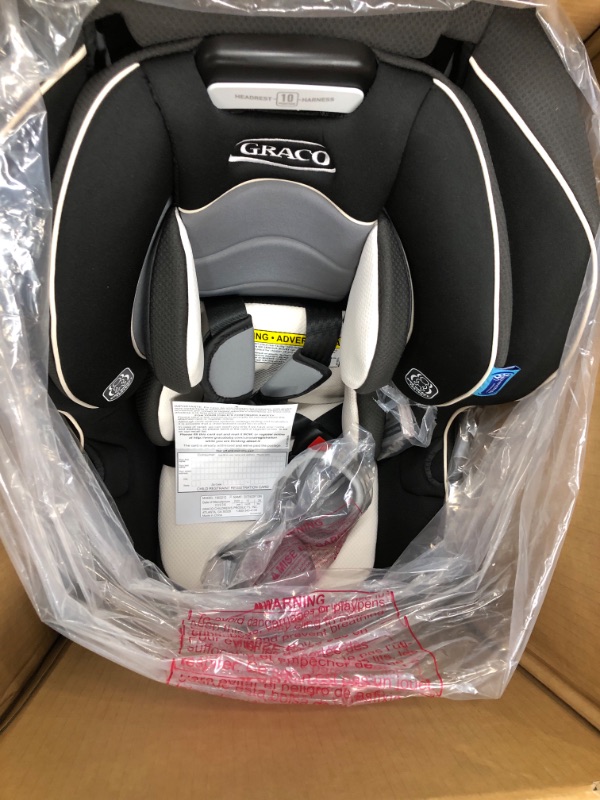 Photo 2 of Graco Extend2Fit Convertible Car Seat, Gotham