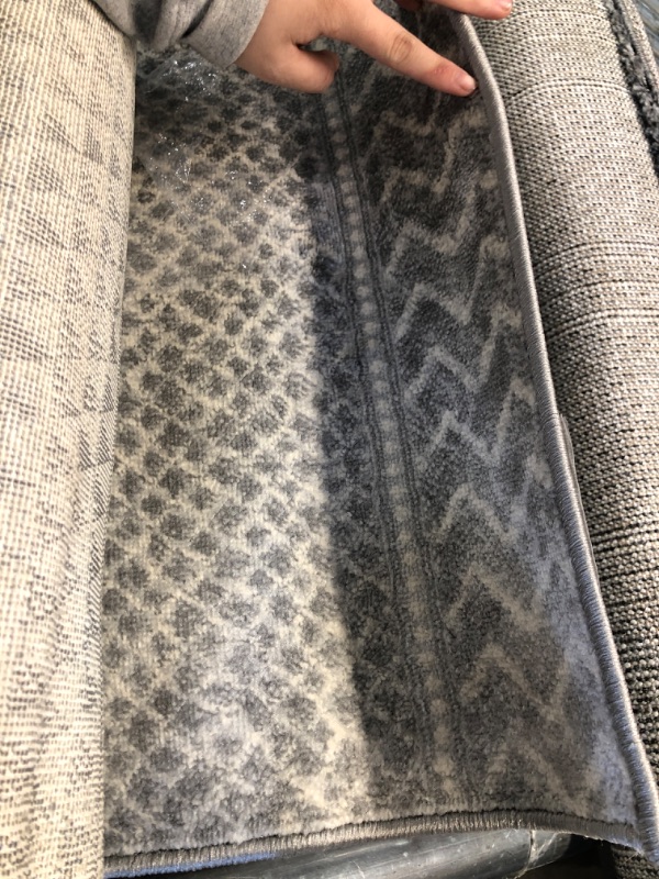 Photo 1 of Abbie & Allie Rugs Monaco MOC-2304 Silver Rug 5'3'' x 7'3''