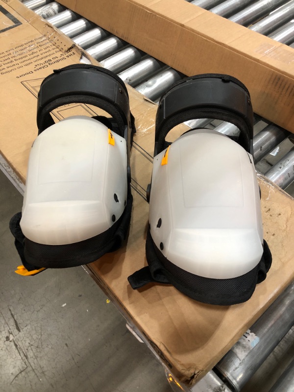 Photo 2 of ToughBuilt - Heavy Duty Non-Marring Gelfit ™ Thigh Support Stabilization Knee Pads - Comfortable, Adjustable, Ultimate Stability with Ergonomic Fit - (TB-KP-G3R)
