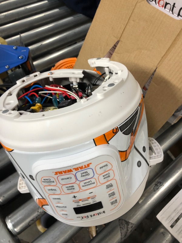 Photo 5 of **MAJOR DAMAGE, VIEW PHOTOS**
Star Wars Instant Pot Duo Mini 3-quart Pressure Cooker, BB-8 120V
