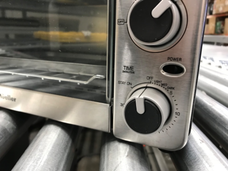 Photo 4 of (NOT FUNCTIONAL)Toaster Oven 4 Slice, Multi-function Stainless Steel Finish with Timer - Toast - Bake - Broil Settings, Natural Convection - 1100 Watts of Power, Includes Baking Pan and Rack by Mueller
**DID NOT HEAT UP/POWER ON**