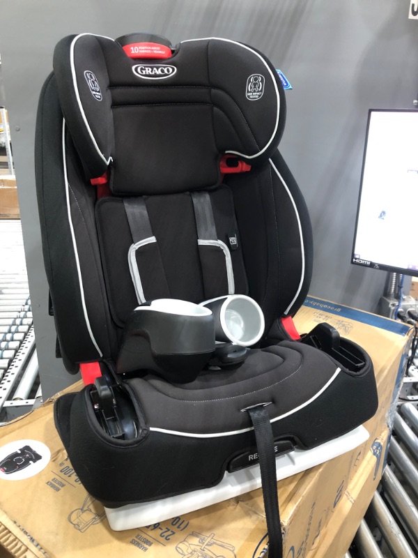 Photo 2 of Graco Atlas 65 2 in 1 Harness Booster Seat | Harness Booster and High Back Booster in One, Glacier , 19x22x25 Inch (Pack of 1)