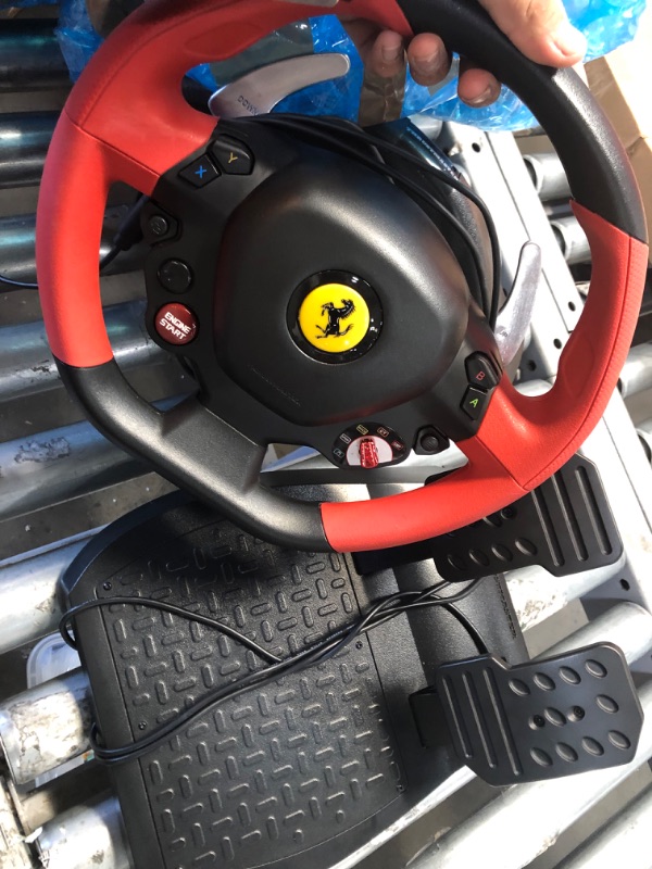 Photo 4 of Thrustmaster Ferrari 458 Spider Racing Wheel (Xbox Series X/S & One)
