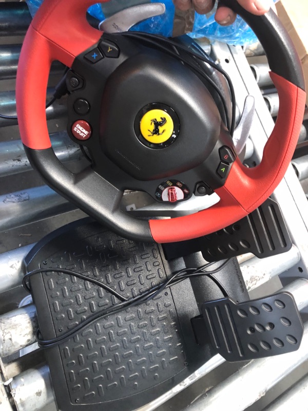 Photo 1 of Thrustmaster Ferrari 458 Spider Racing Wheel (Xbox Series X/S & One)

