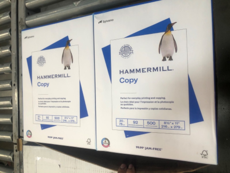 Photo 2 of Hammermill Printer Paper 20lb Copy Paper 8.5 X 11, 8 Ream 4,000 Sheets 92 Bright

