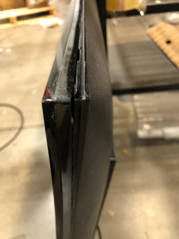 Photo 6 of CRACKED FRAME CORNER; DAMAGED PIXELS/SCREEN****Sony 55 Inch 4K Ultra HD TV X80K Series: LED Smart Google TV with Dolby Vision HDR KD55X80K- 2022 Model
