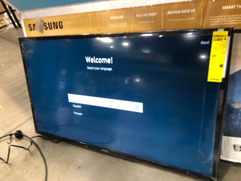 Photo 6 of SAMSUNG 40-inch Class LED Smart FHD TV 1080P (UN40N5200AFXZA, 2019 Model)
