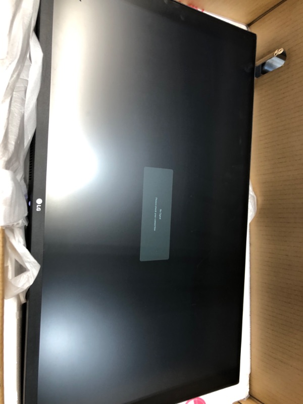 Photo 4 of LG QHD 32-Inch Computer Monitor 32QN600, IPS with HDR 10 Compatibility and AMD FreeSync, Black
