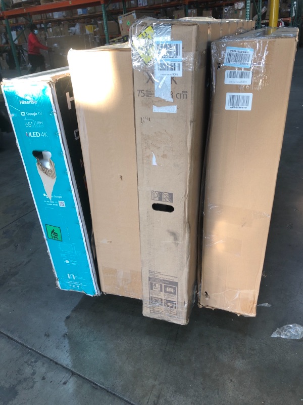 Photo 1 of MIXED PALLET OF DAMAGED TVS**NON FUNCTIONAL SET OF 4**NO REFUNDS*