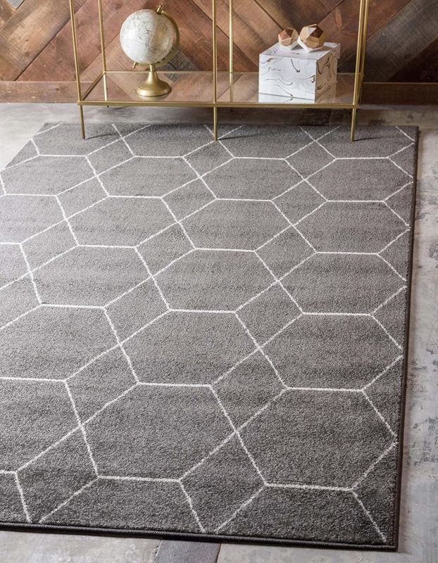 Photo 1 of Unique Loom Trellis Frieze Collection Area Rug-Modern Morroccan Inspired Geometric Lattice Design, 7 ft 10" x 10 ft, Dark Gray/ Ivory
