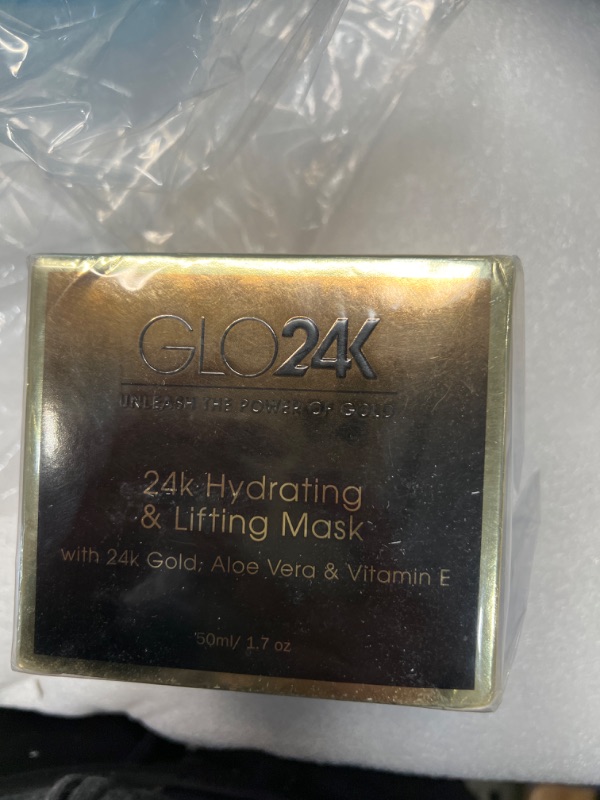 Photo 2 of 24k Hydrating & Lifting Mask with 24k Gold, Aloe Vera & Vitamin E
