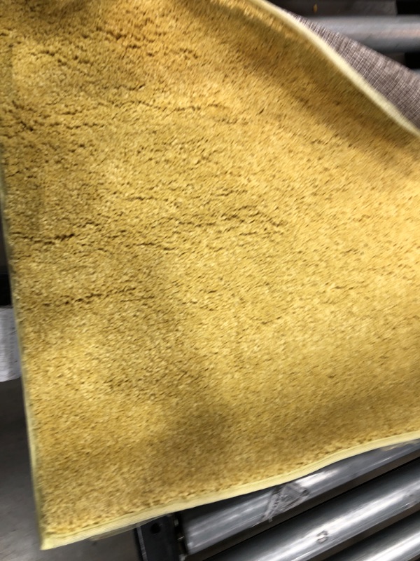 Photo 1 of 23" yellow mat 