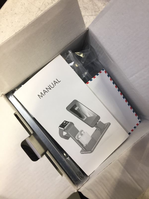 Photo 1 of 3 IN 1 MULTI-CHARGING STATION MAIN USE FOR APPLE PRODUCTS 
