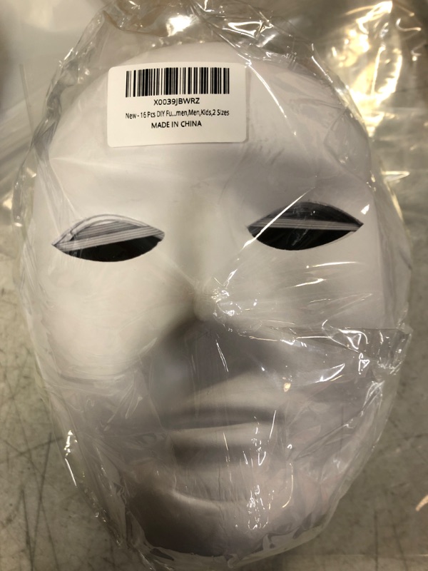 Photo 2 of 16 Pcs DIY Full Face Masks,Paintable Paper Mask,White Craft Masks,Cosplay Masquerade Mask for Halloween Party,DIY Creativity,Women,Men,Kids,2 Sizes
