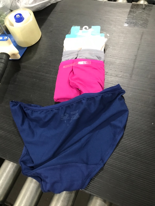 Photo 1 of 4pk womens underwear size 6