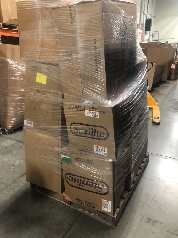 Photo 2 of Overstock and returned Target General Merchandise Pallet. Great for resellers and discount stores. Very clean condition products. These are unprocessed and unsorted pallets, directly from the retailer. 
Pallet Lot - Target General Merchandise - Overstock 