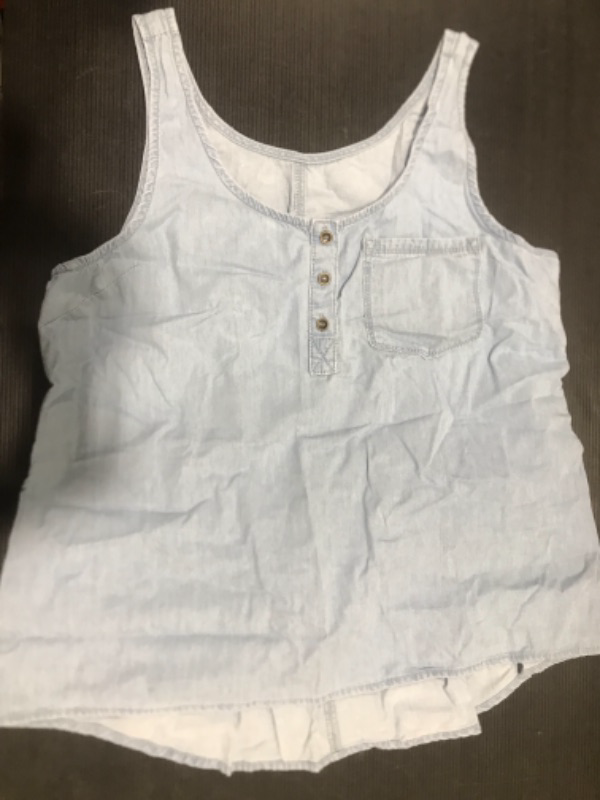 Photo 1 of  Crew Neck Sleeveless Top T Shirt Button Up Top T Shirt SIZE LARGE 