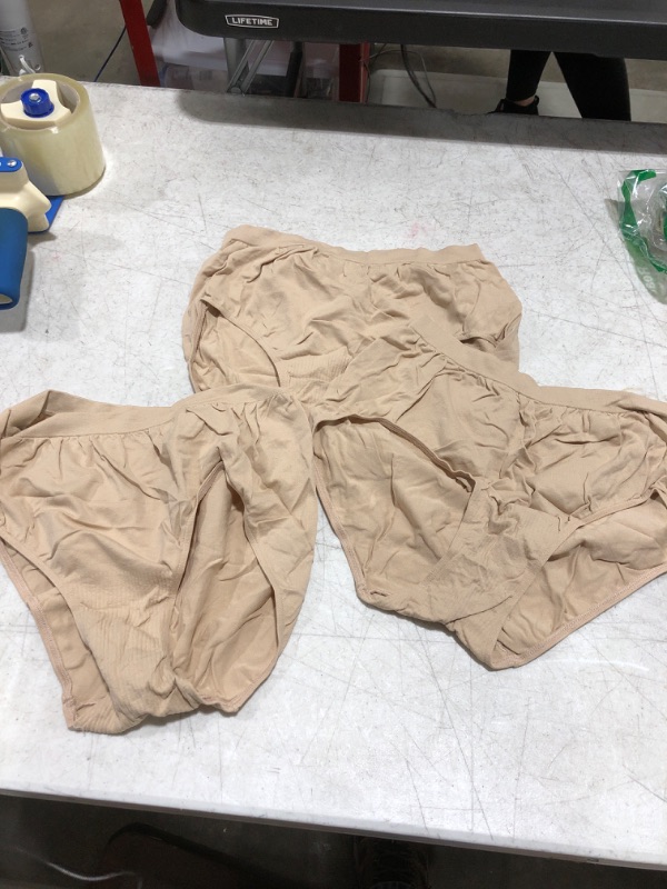 Photo 1 of 3pk nude woman's underwear - 8/9 